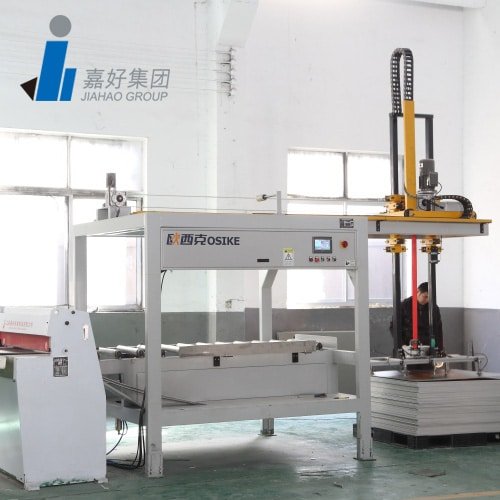 SPC Flooring Machine